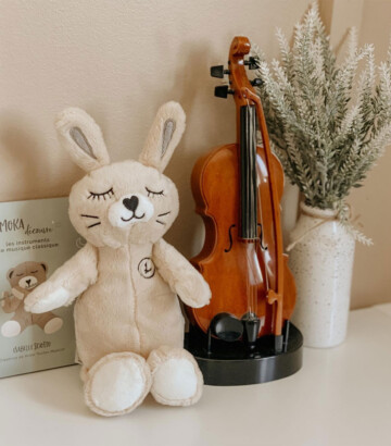 Musical Rabbit – Latte